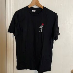 Black Embroidered T-Shirt of Korean Heart